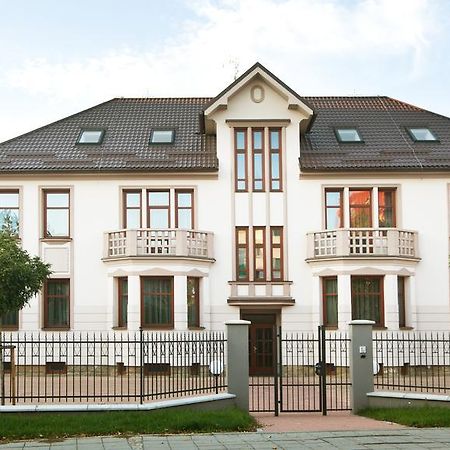 Penzion Reichova Vila Valašské Meziříčí Buitenkant foto